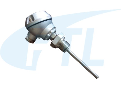 PT100 temperature transmitter